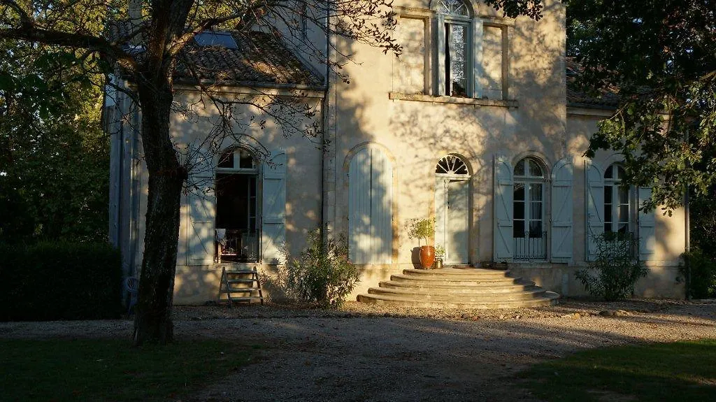 Bed and Breakfast Manoir Larcouillet Merles