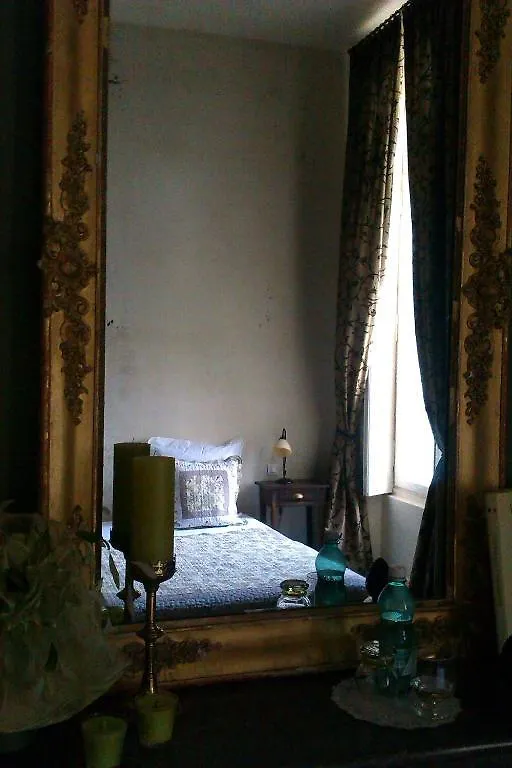 Bed and Breakfast Manoir Larcouillet Merles